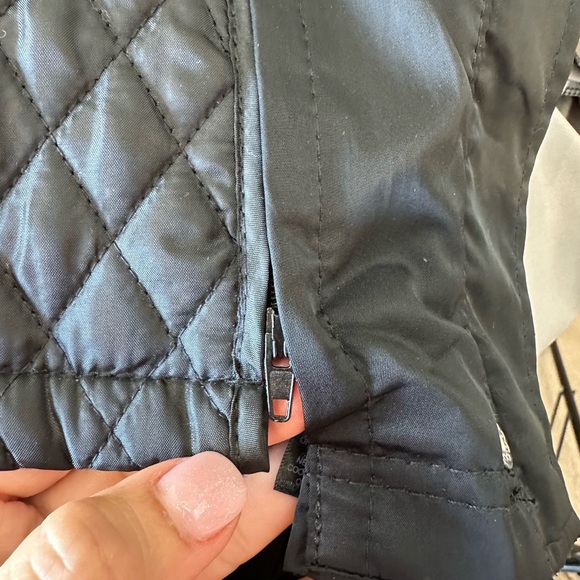 White House Black Market trench coat - Picture 12 of 12